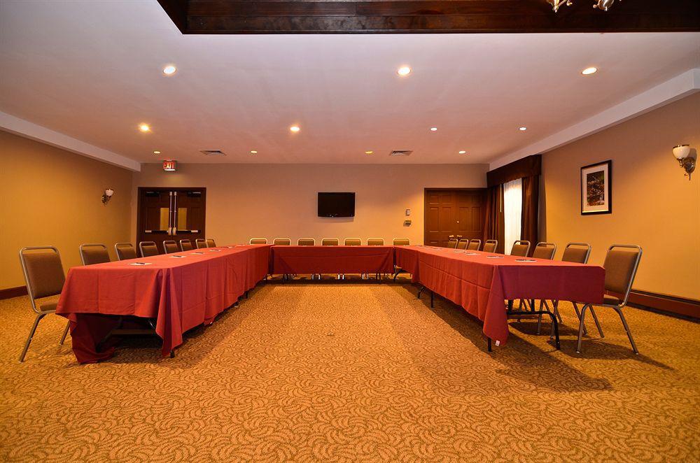 Best Western Plus The Inn & Suites At The Falls Poughkeepsie Exterior photo