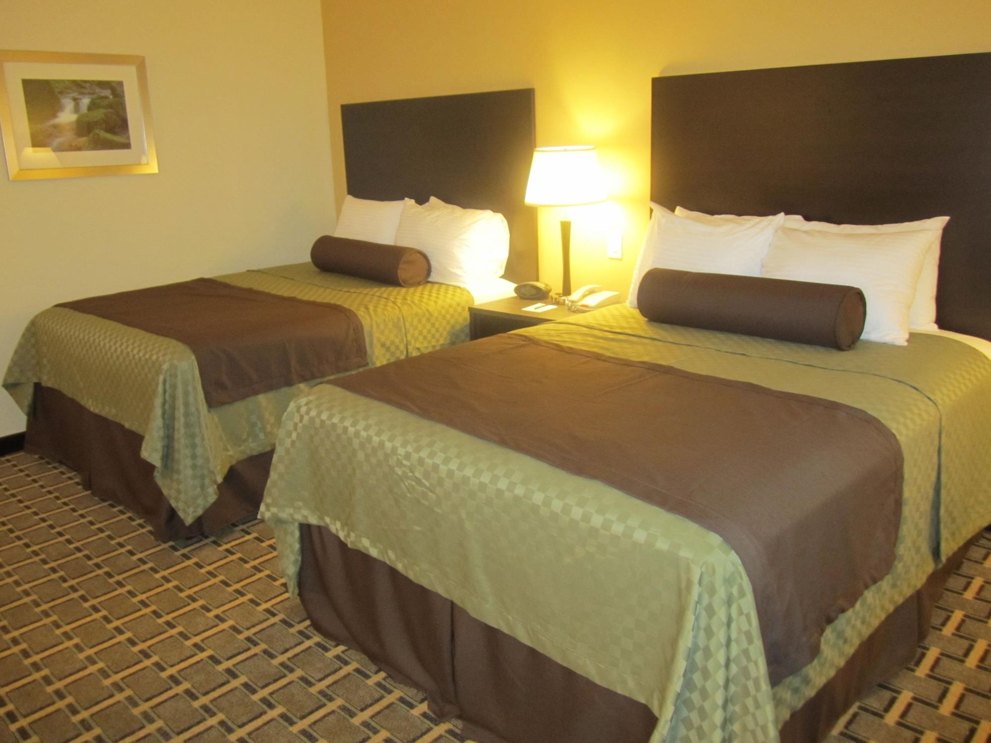 Best Western Plus The Inn & Suites At The Falls Poughkeepsie Exterior photo